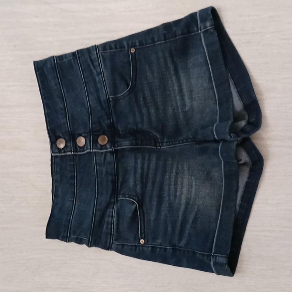 Tinseltown, Size 1, Denim high waisted shorts